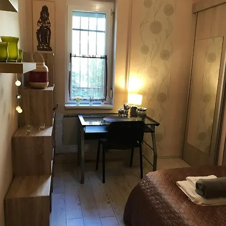 Apartment Romantic-downtown-free Parking *