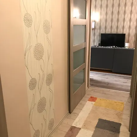 Apartman Romantic-downtown-free Parking *