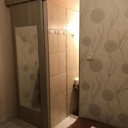 Apartment Romantic-downtown-free Parking *